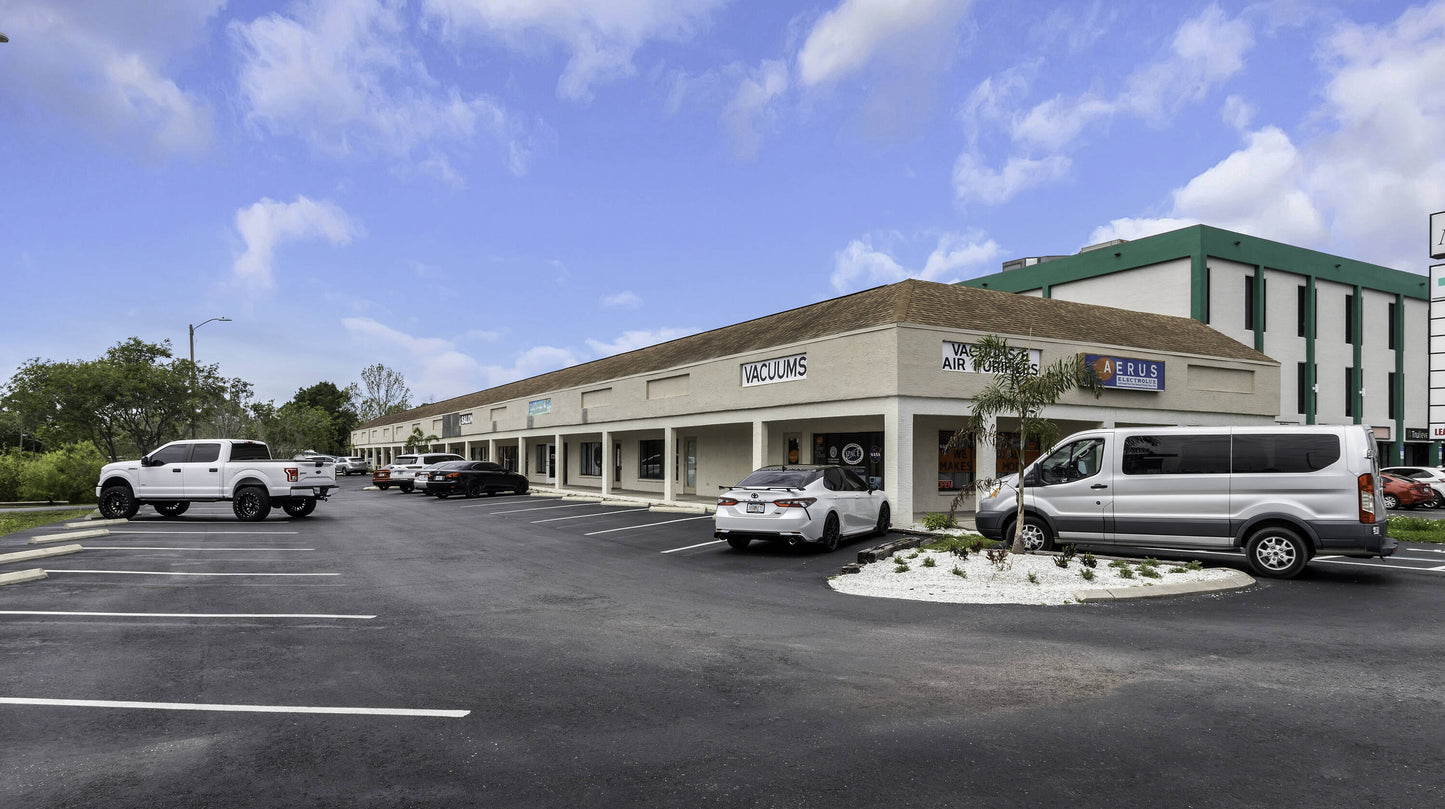 For Sale: Chelsea Plaza
RETAIL STRIP PLAZA