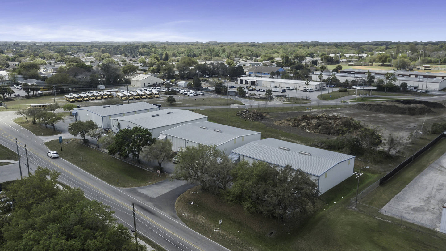 For Sale: Congress Industrial Plaza
100% OCCUPIED INDUSTRIAL FLEX PROPERTY