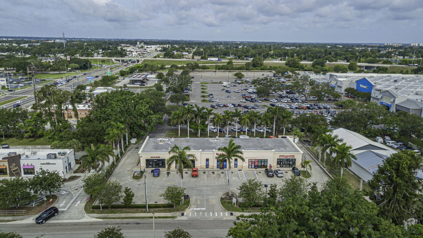 For Sale: Palm Plaza
RETAIL STRIP PLAZA - LONG TERM TENANTS